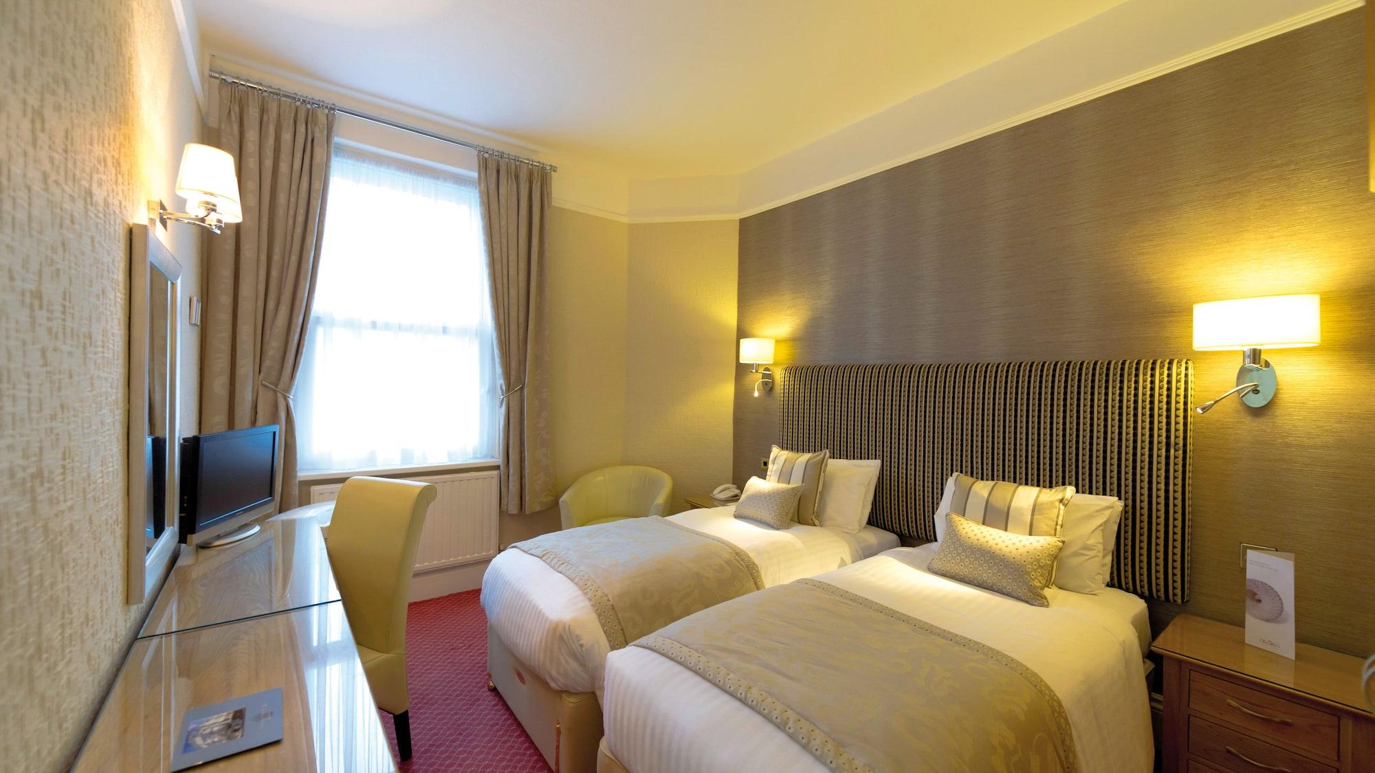 The Royal & Fortescue Hotel Barnstaple Dış mekan fotoğraf